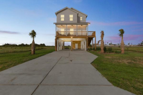 Cozy 3 Bedroom Family Beach Home in Galveston
